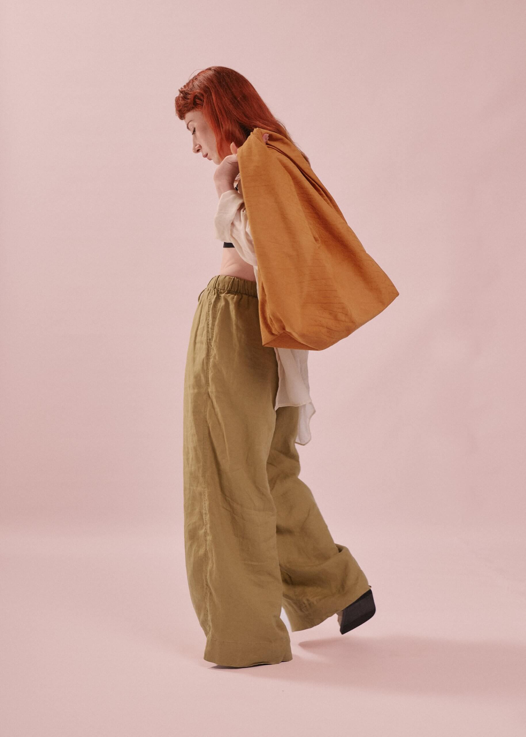 Leder Schultertasche Camel Cloud Maxi
