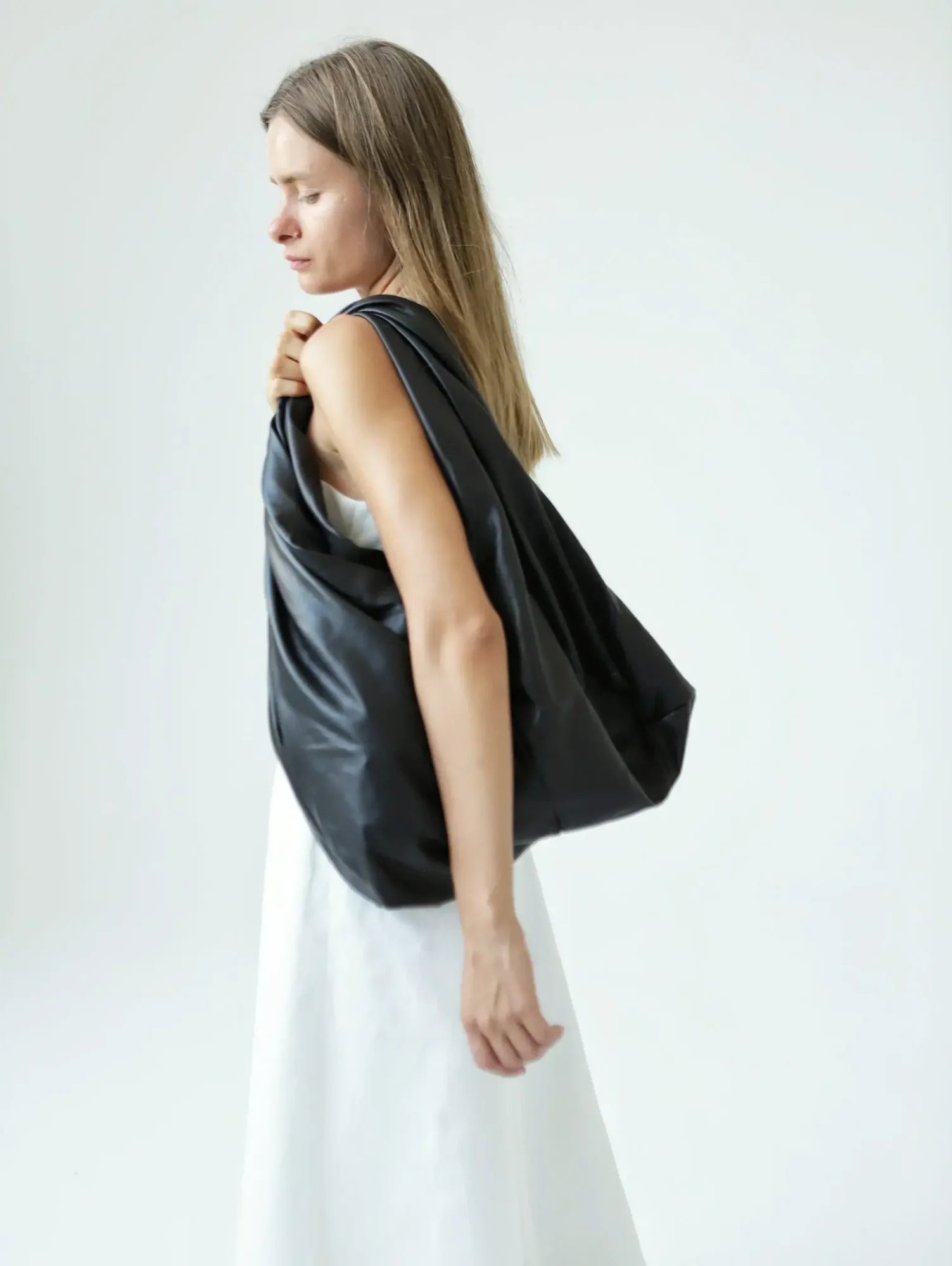 Leder Schultertasche Schwarz Cloud Maxi