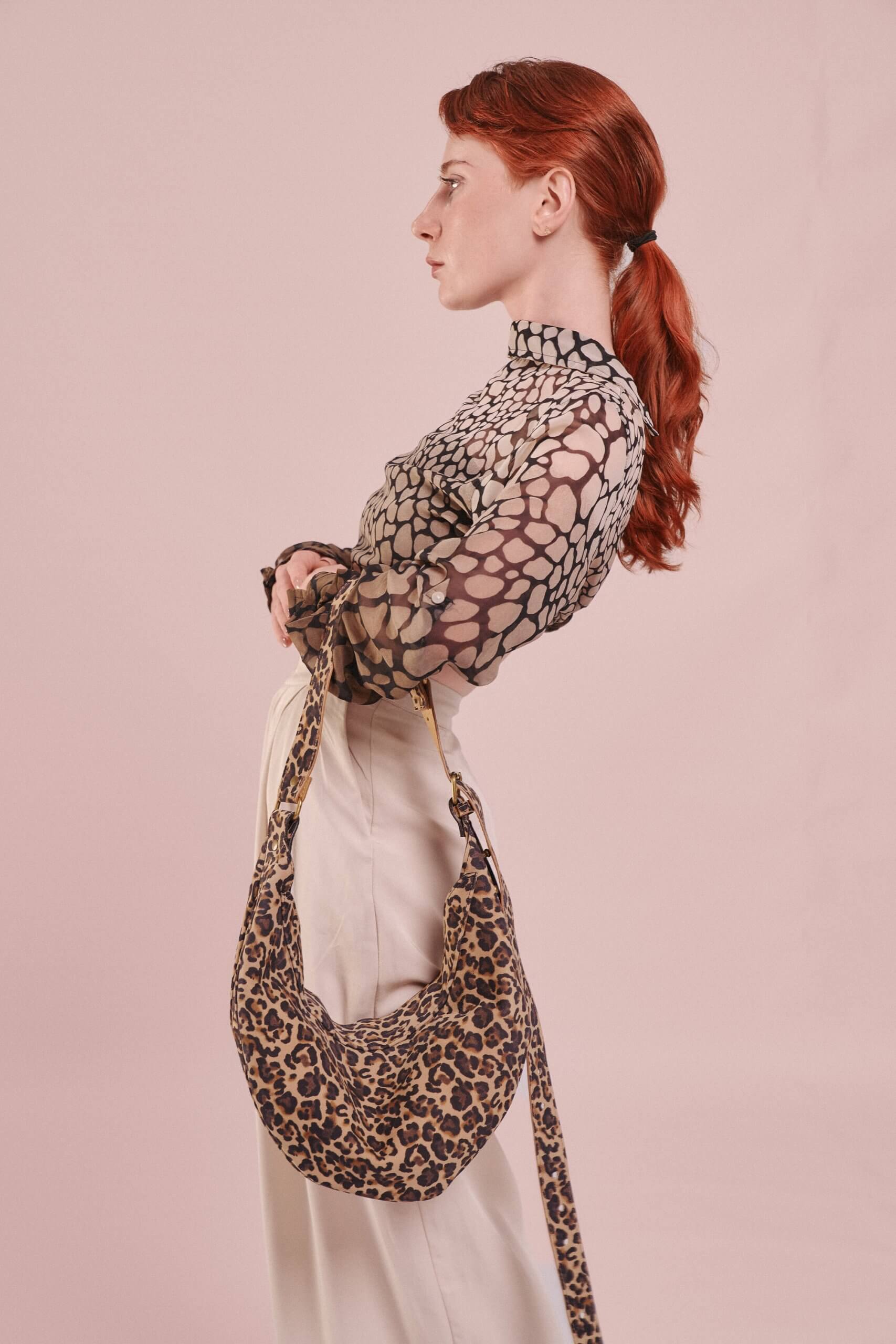 Veloursleder Umhängetasche Feline Nuna Mini