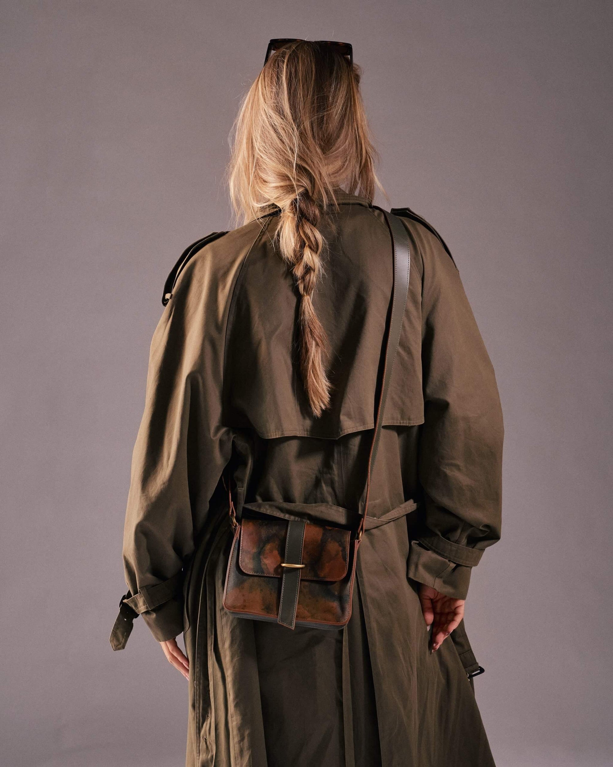 Leder Umhängetasche Khaki Aleya Midi