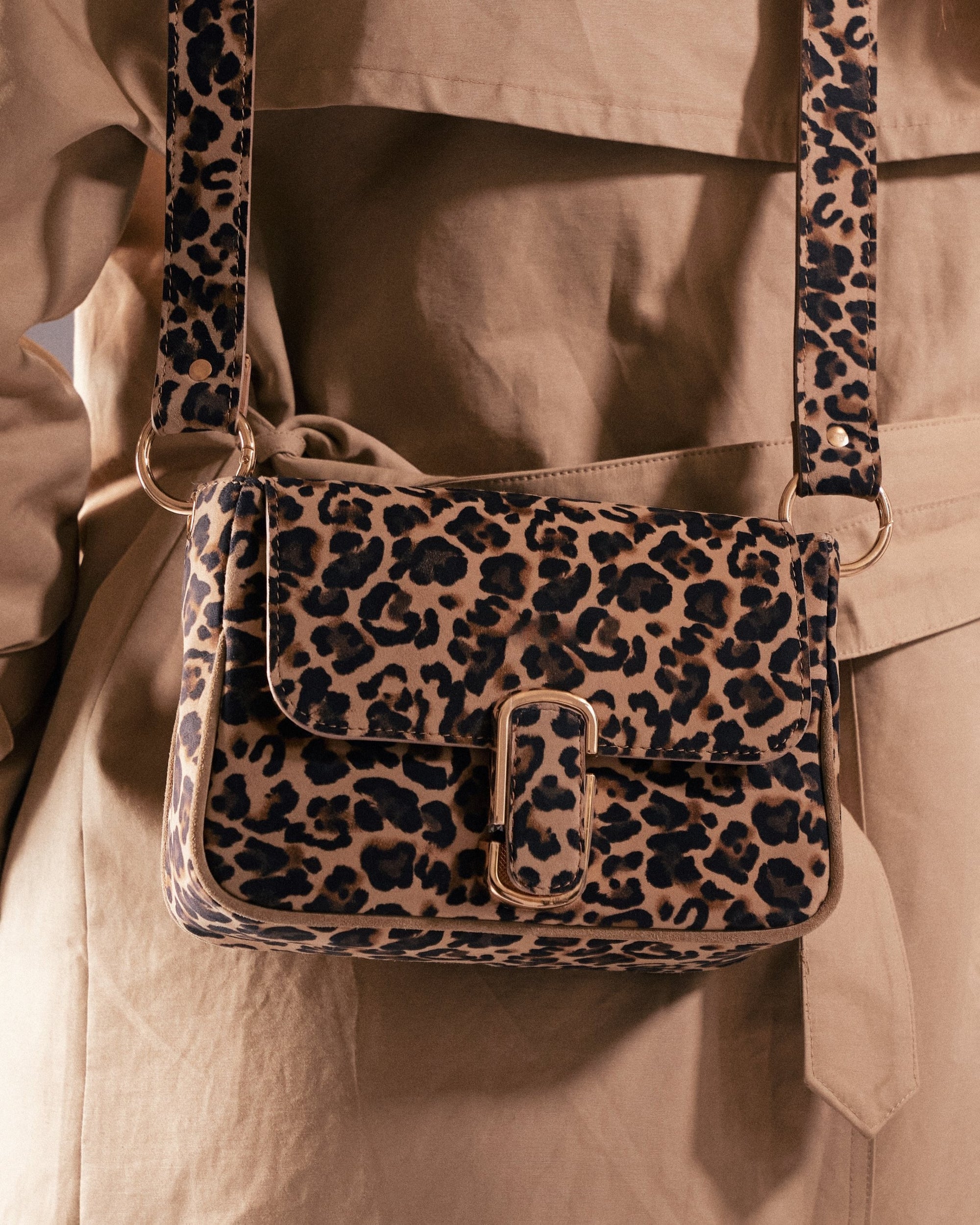 Leder Umhängetasche Leopardenmuster Aleya Midi