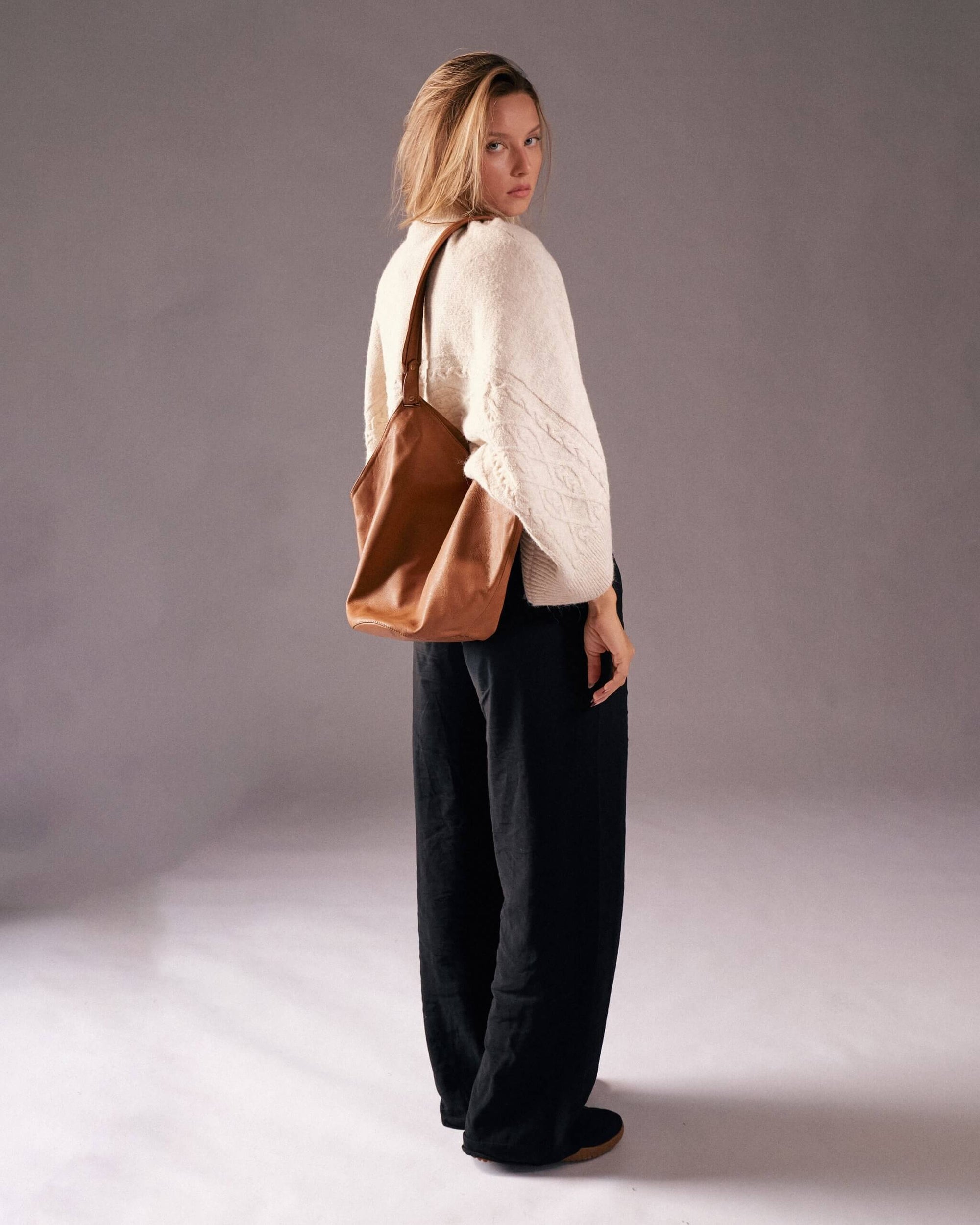 Leder Schultertasche Cognac Thesa