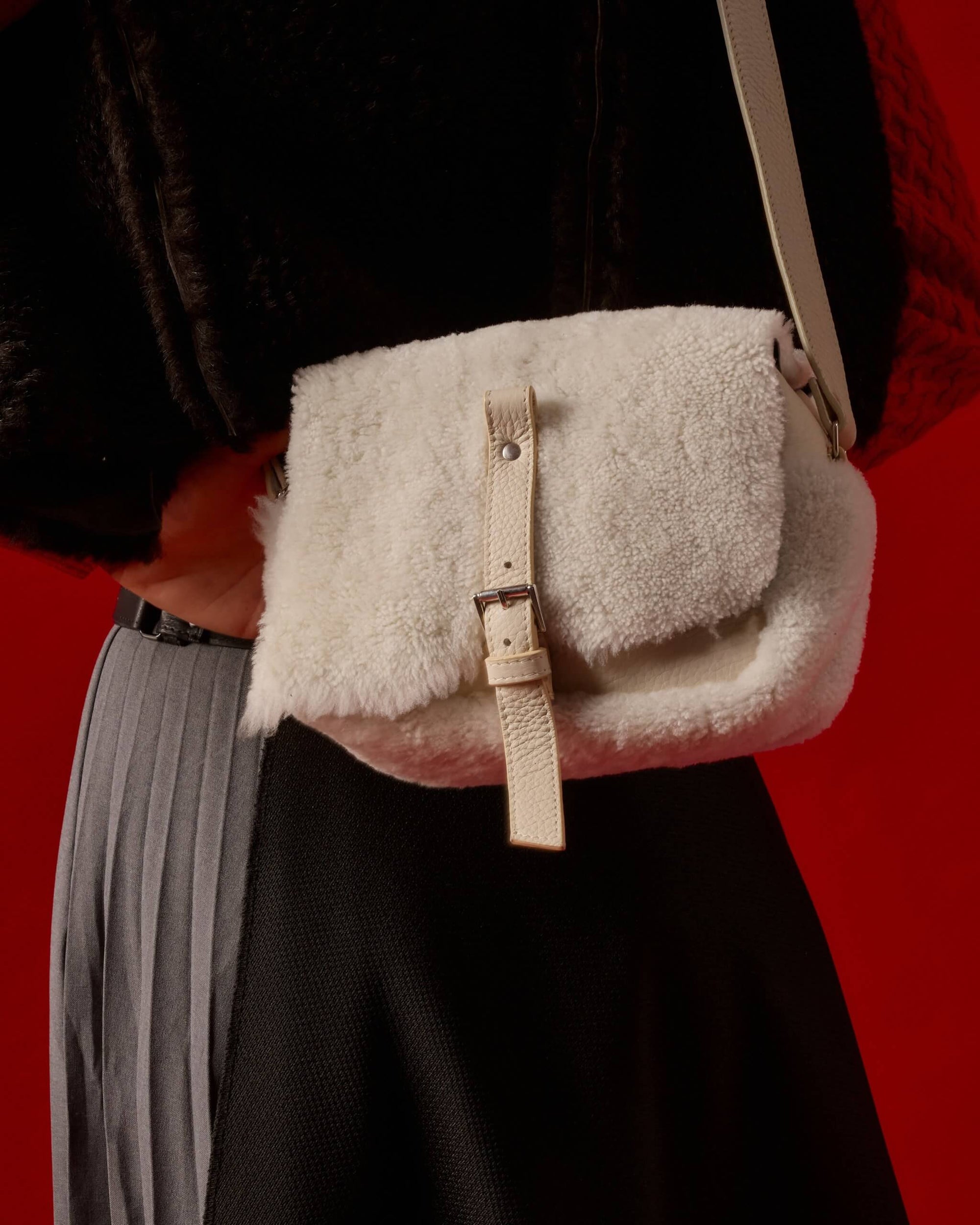 Leder Schultertasche Beige mit Fell Nina Mini